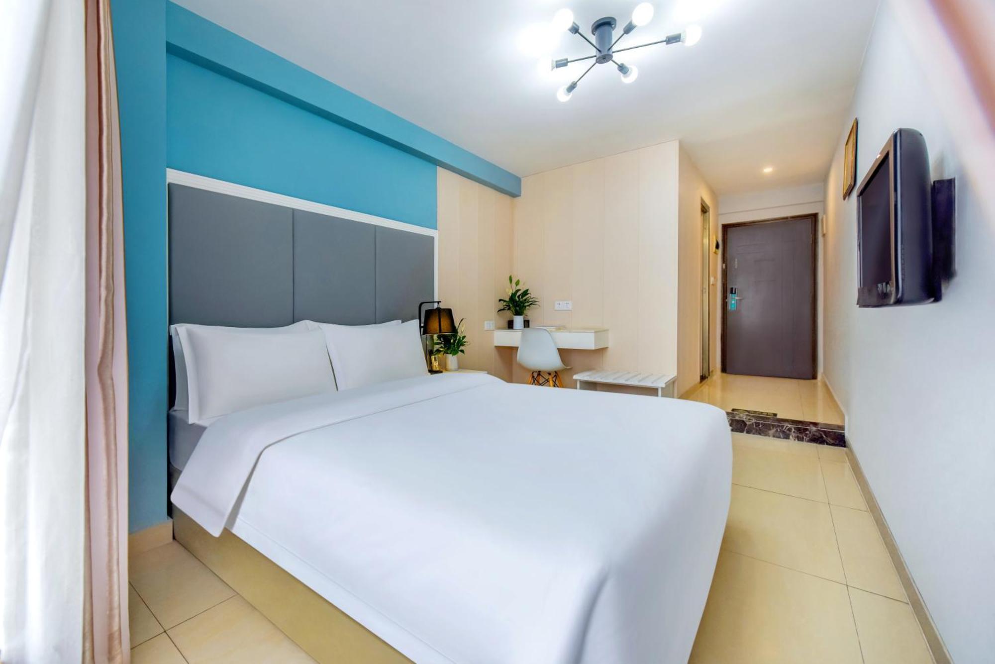 If Hotel Чунцин Экстерьер фото