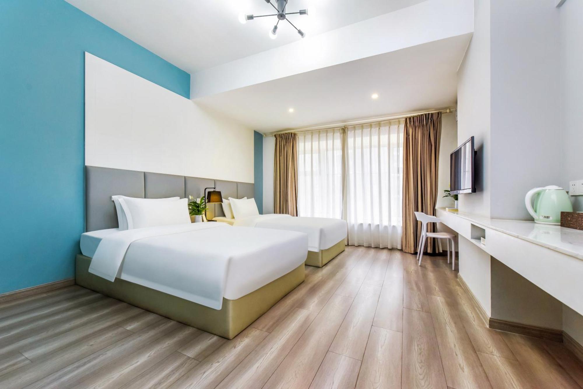 If Hotel Чунцин Экстерьер фото