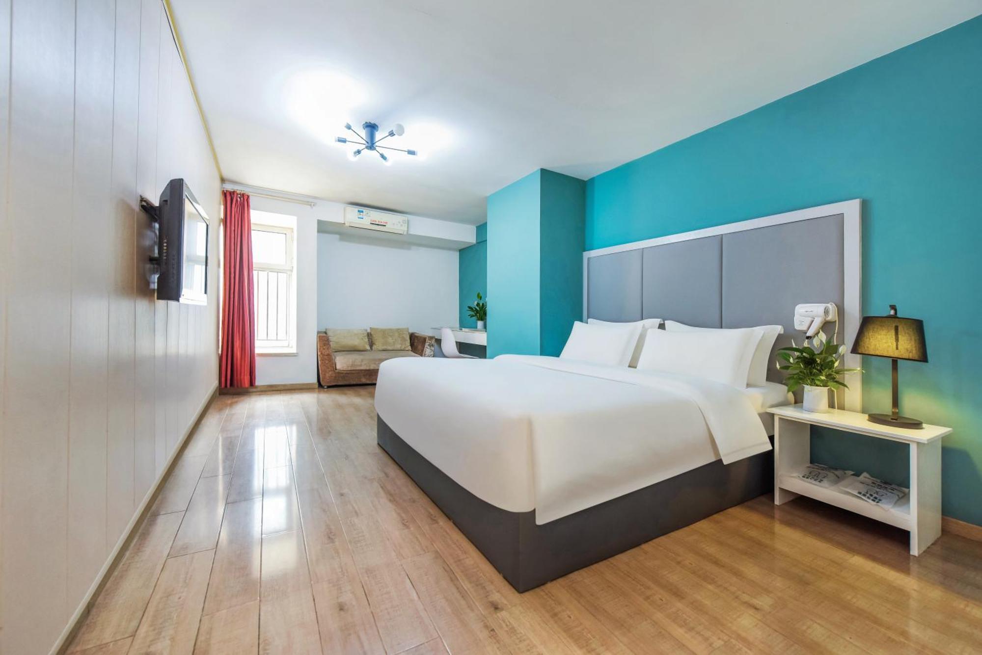 If Hotel Чунцин Экстерьер фото