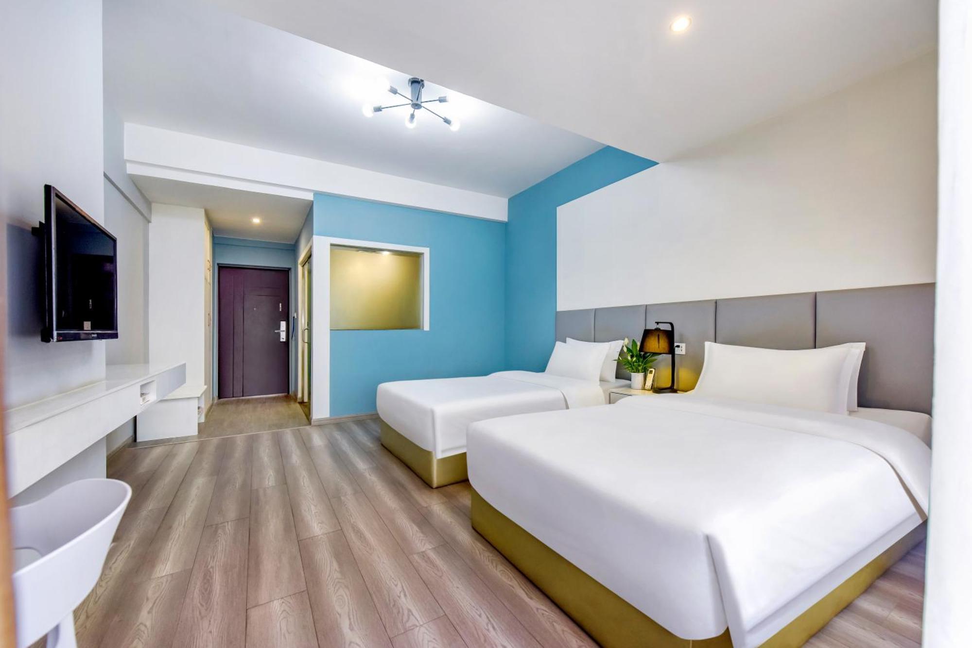 If Hotel Чунцин Экстерьер фото