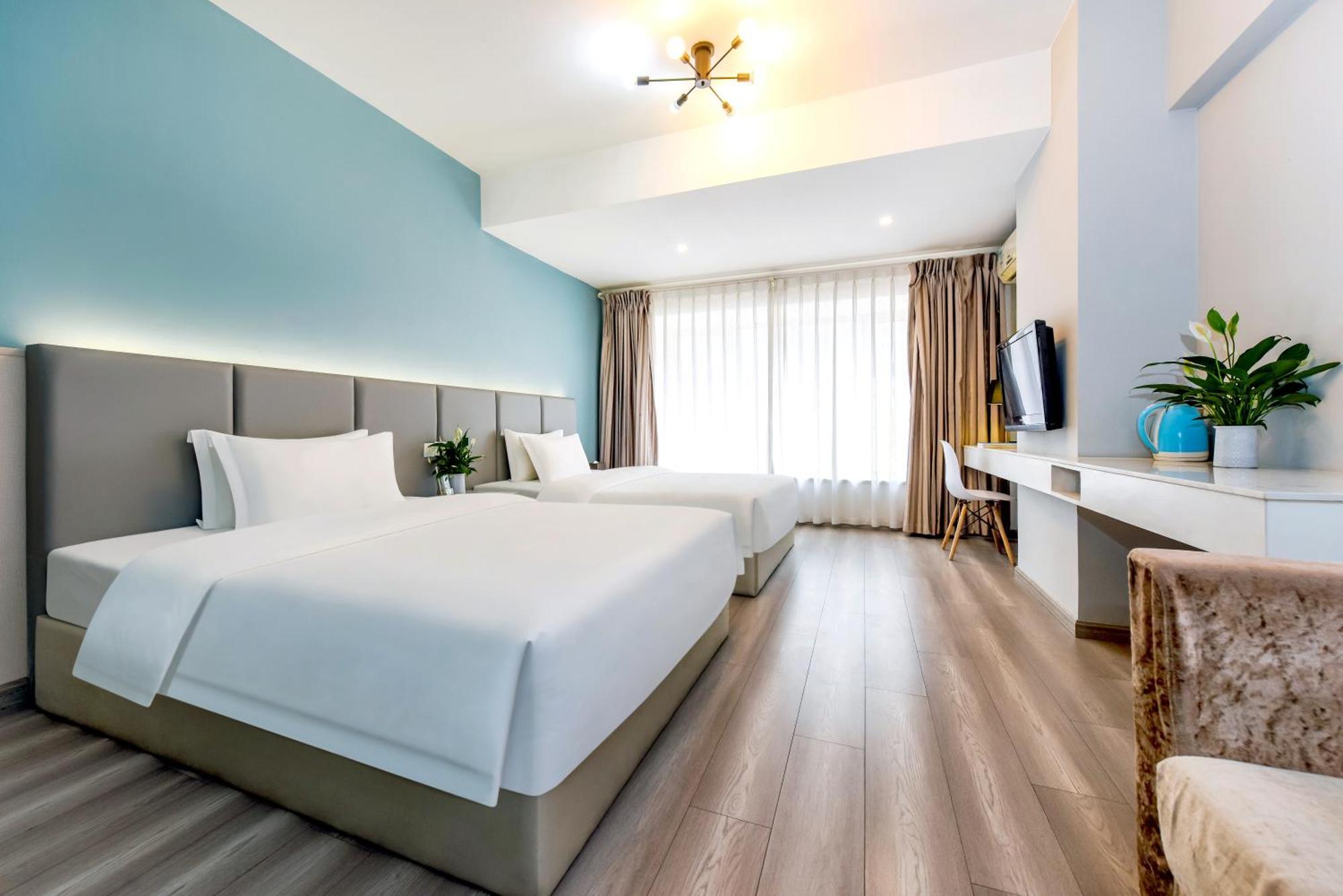 If Hotel Чунцин Экстерьер фото